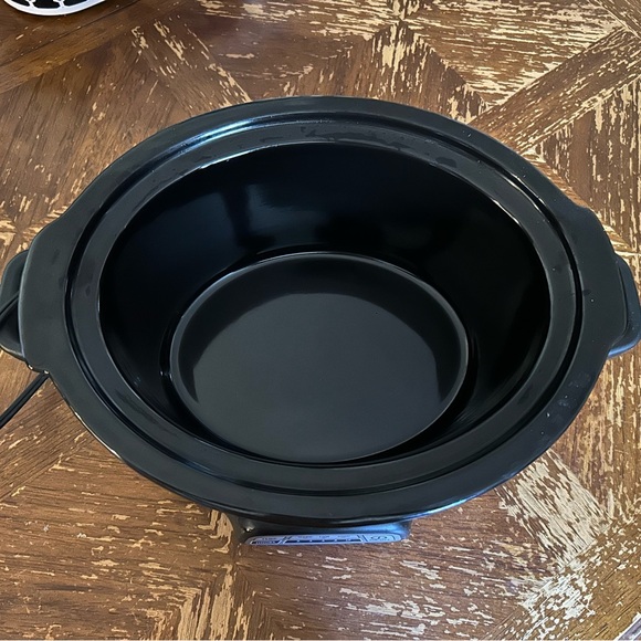 Hamilton Beach programable slow cooker - Picture 3 of 5